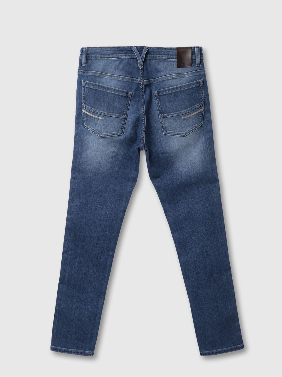 SLIM STRAIGHT FADED BLUE BOOMERANG JEANS image number 2