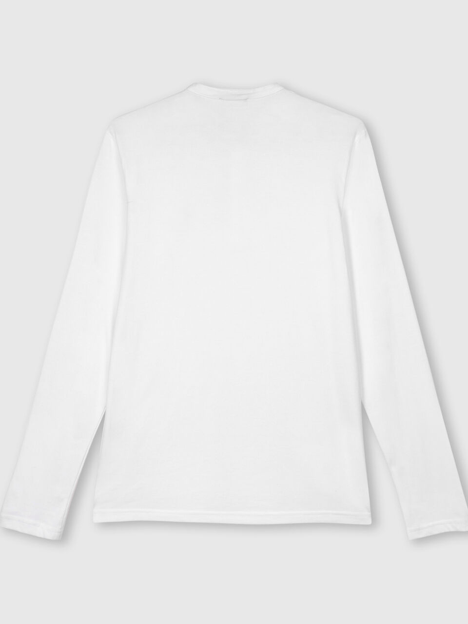 Full Sleeve Solid Henley Collar T Shirt image number 2