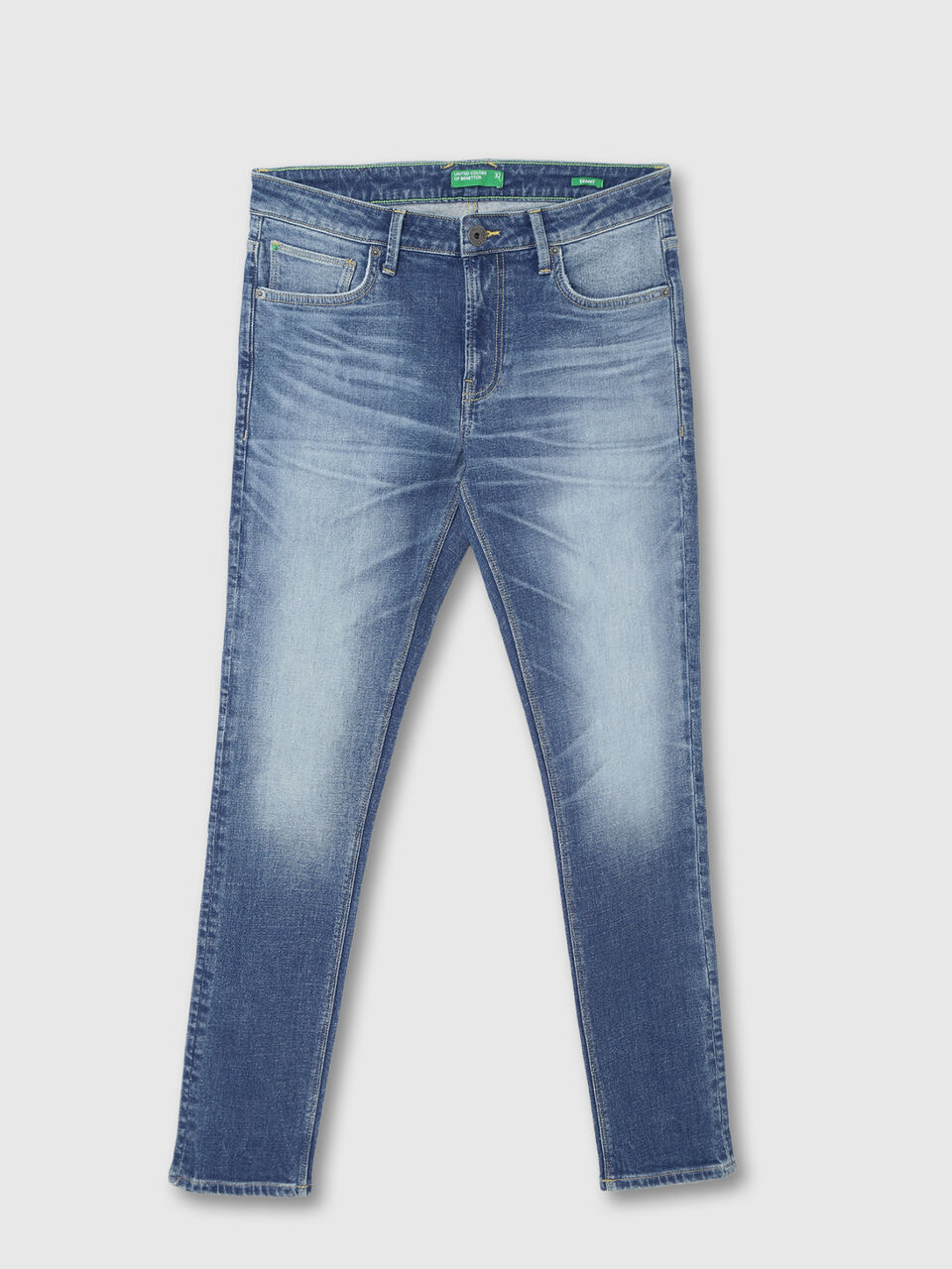 SLIM STRAIGHT MID BLUE VINTAGE JEANS image number 1