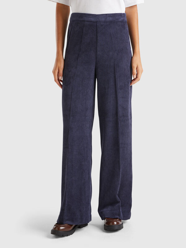 Pantal&oacute;n evas&eacute; de pana Mujer