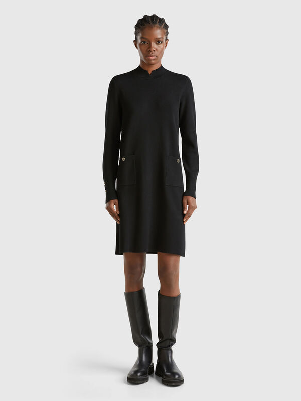 Vestido de punto con cuello alto Mujer