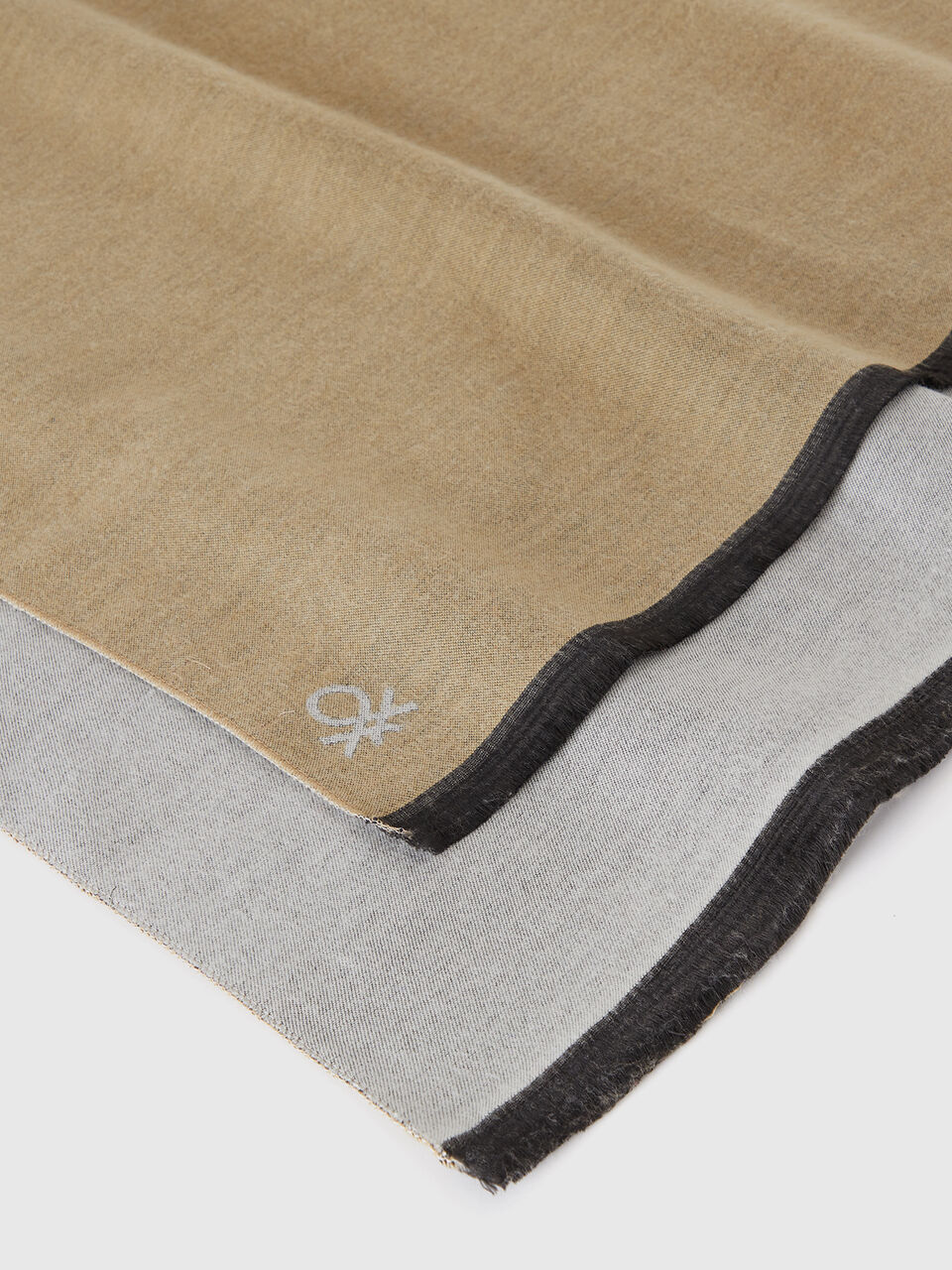 SCARF Mujer image number null