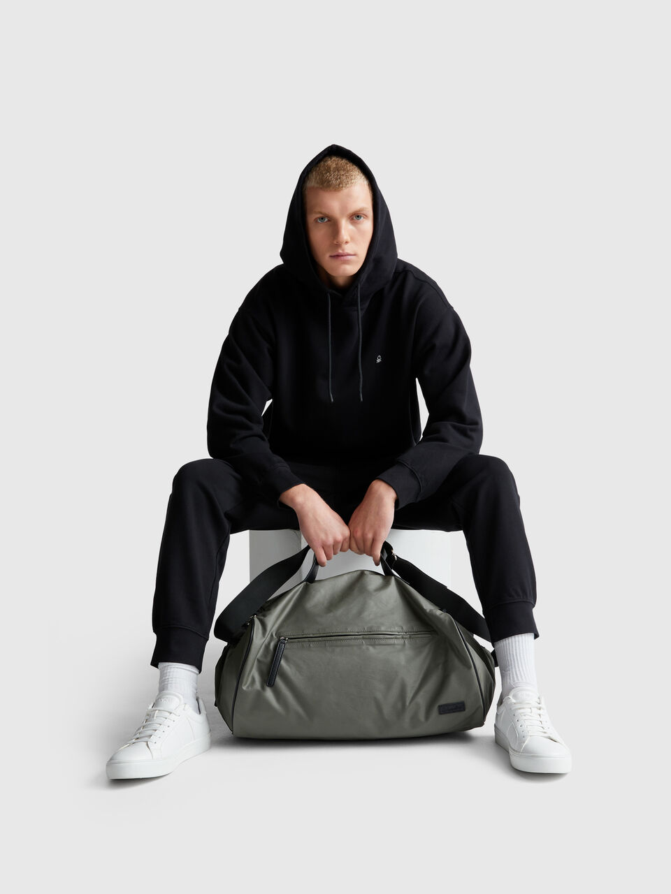 TROUSERS Hombre image number null