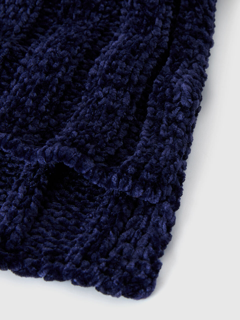 KNITTED SCARF Niño image number null