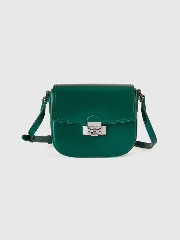 Bolso pequeño de efecto charol con bandolera Mujer