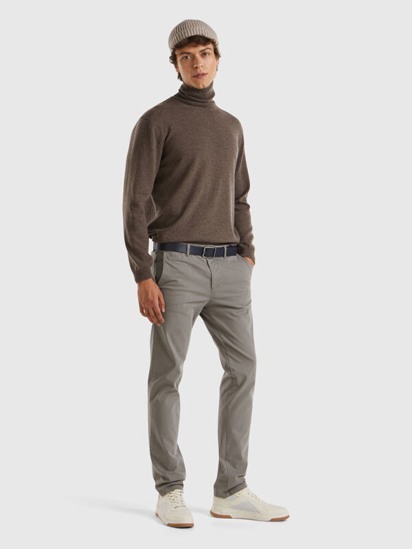 Chinos slim fit gris Hombre