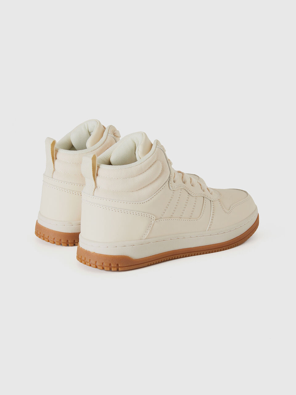 SHOES Niño image number null