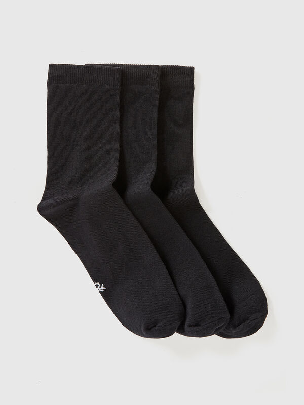 Tres pares de calcetines cortos