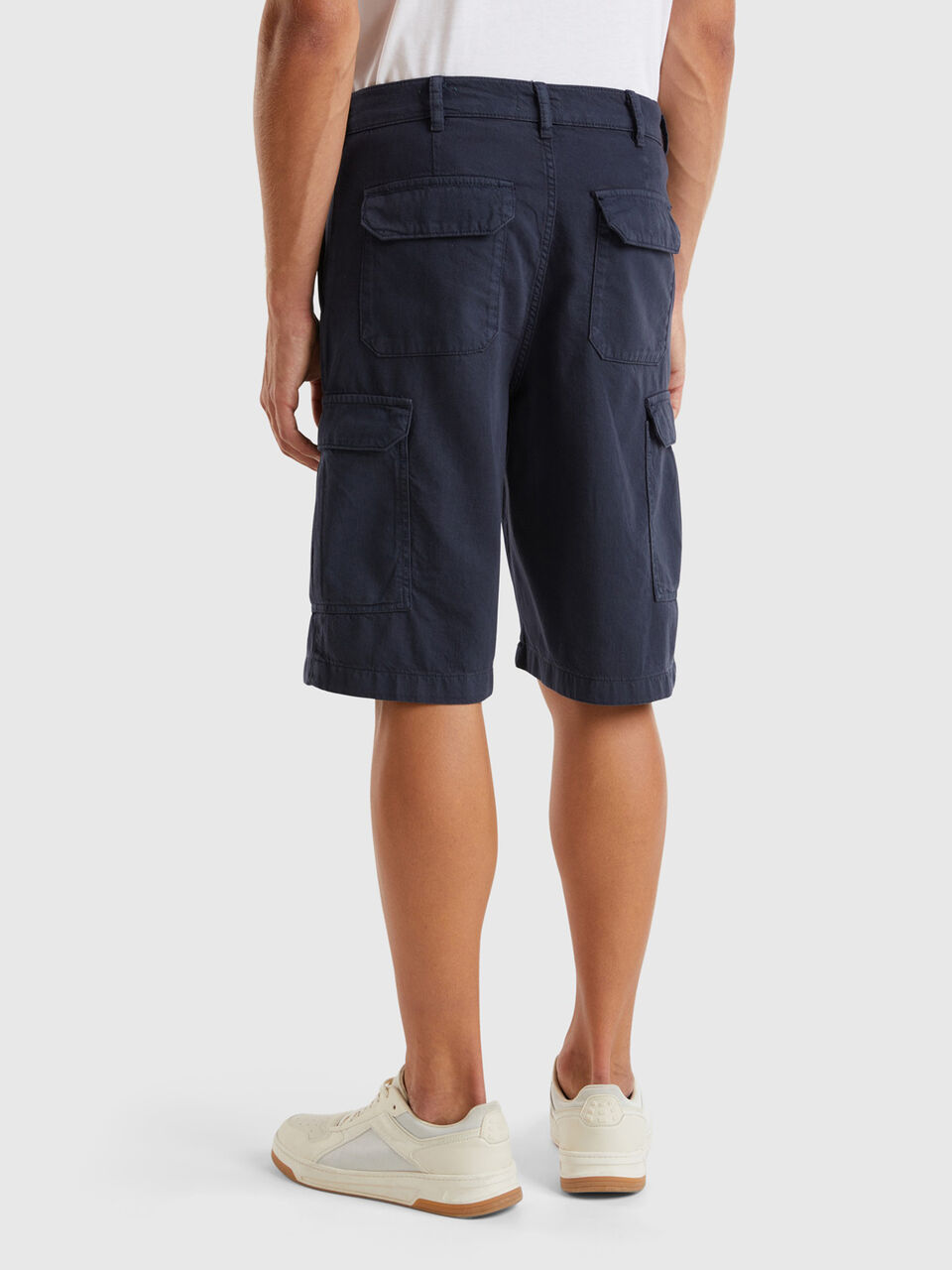 BERMUDA Hombre image number null