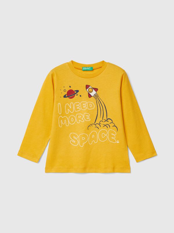 Camiseta regular fit con estampado Niño