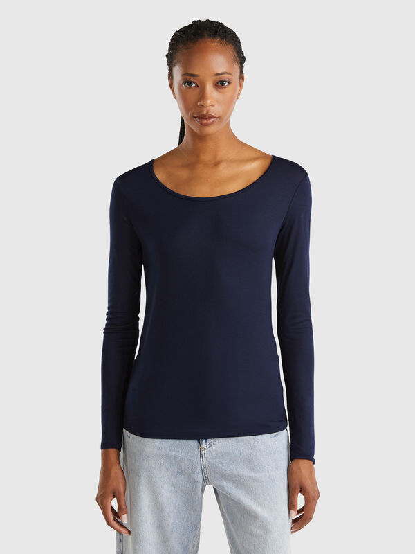 Camiseta slim fit de viscosa elástica Mujer