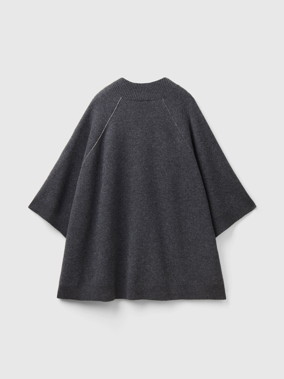 CAPE Mujer image number null