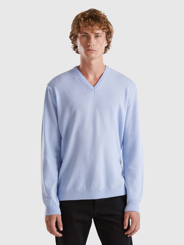 Jersey cuello en V azul grisáceo en pura lana merina Hombre