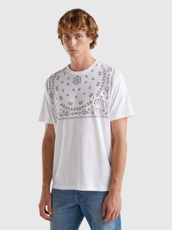 Camiseta con estampado bandana Hombre